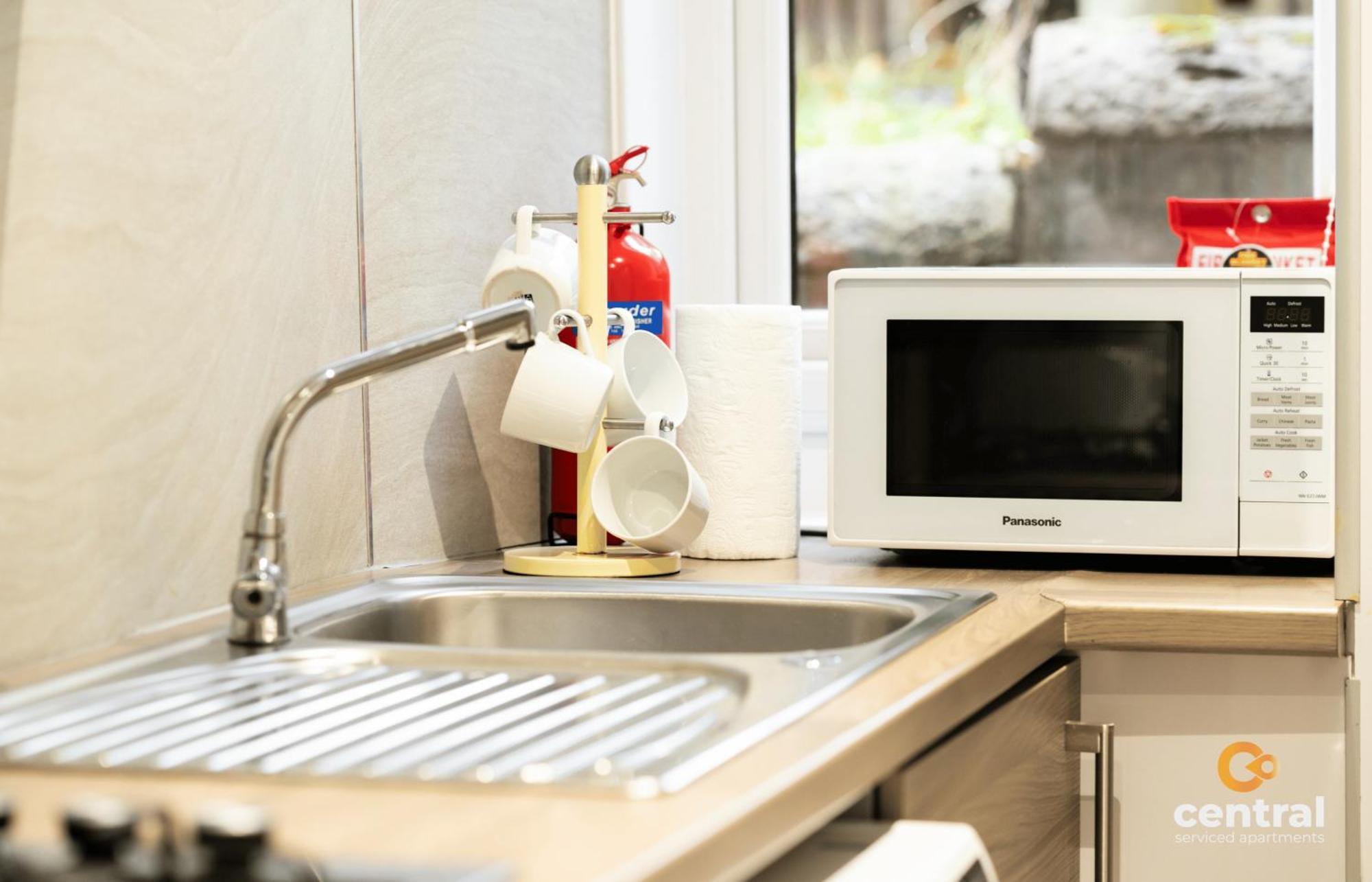 Central Serviced Apartments - 2 Bedroom - Ground Floor - Monthly & Weekly Bookings Welcome - Free Street Parking - 2 Double Beds - Wifi - Smart Tvs In Rooms - Fully Equipped - Heating 24-7 - Contractor & Short Stay Favourite Dundee Luaran gambar